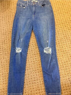 Levi's Women's Dark Blue Ripped Skinny Jeans